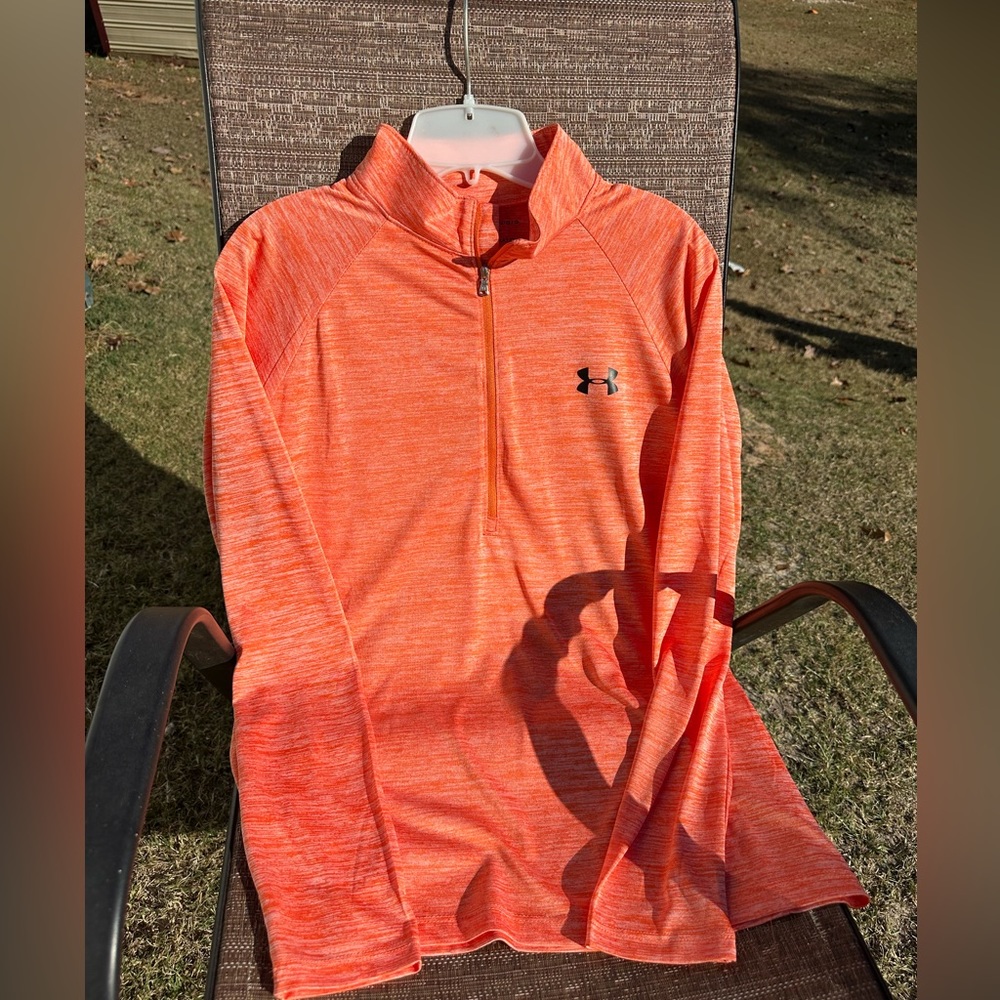 EUC Under Armour Heat Gear Long Sleeve
